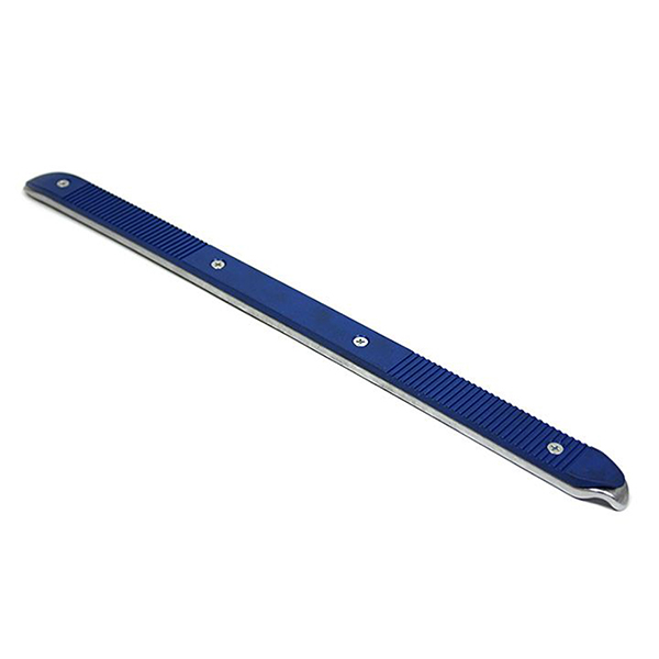 TIRE IRON W/ RIM PROTECTOR